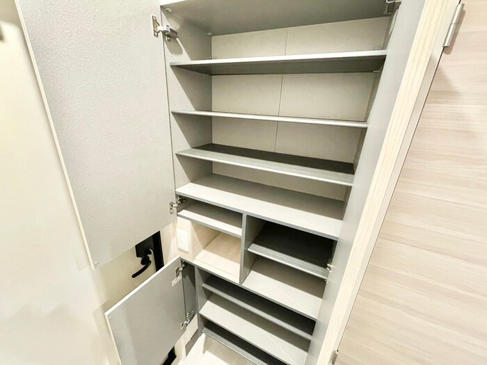 物件内観写真20　(靴箱)