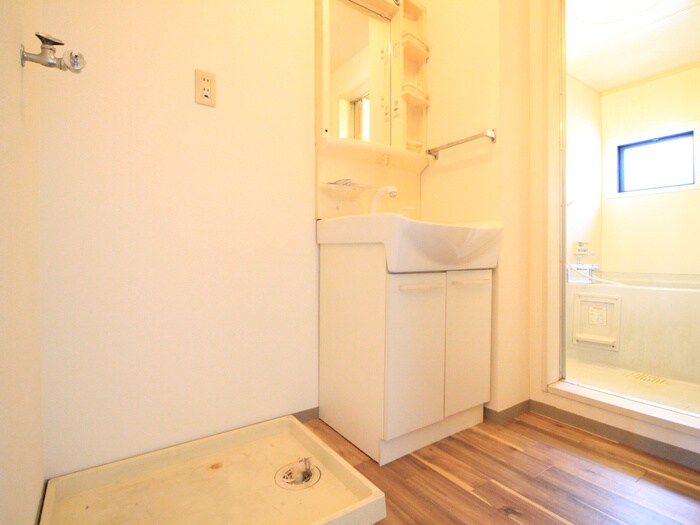 物件内観写真11　(洗面)