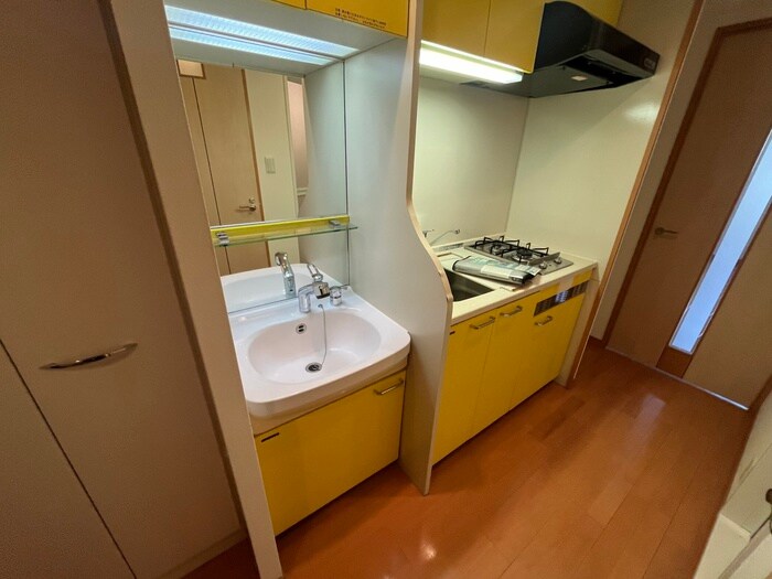 物件内観写真12　(洗面)