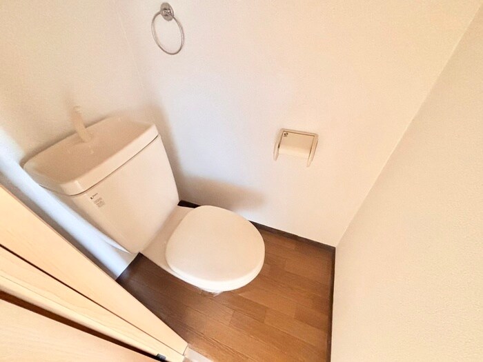 物件内観写真11　(トイレ)