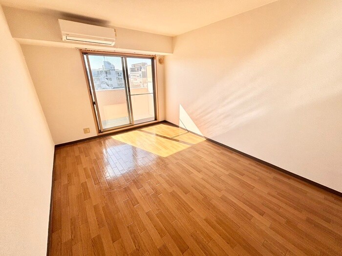 物件内観写真12　(居室)