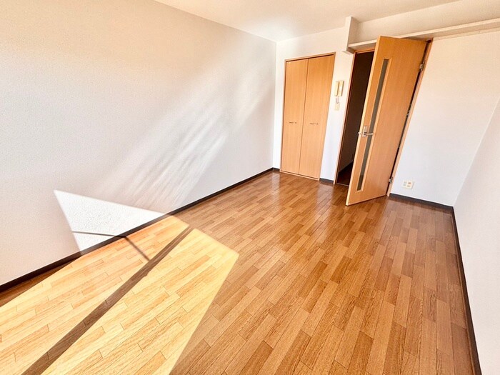 物件内観写真14　(居室)