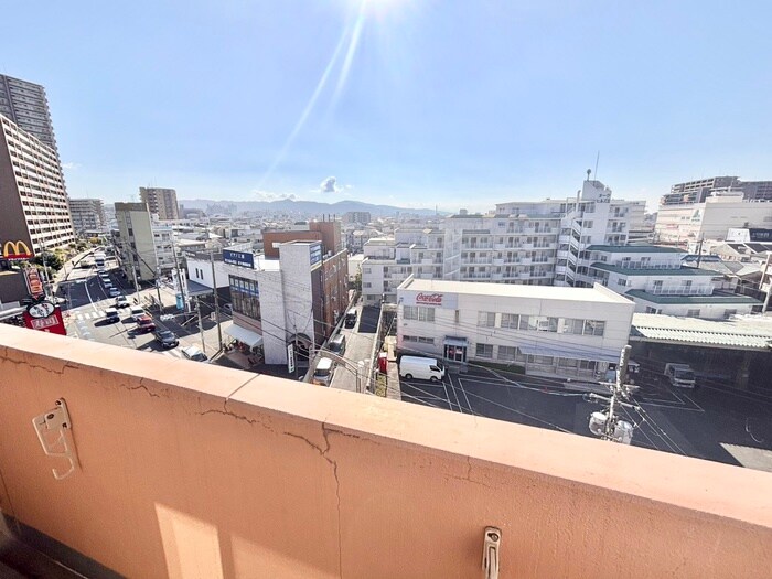 物件内観写真22　(室内からの展望)