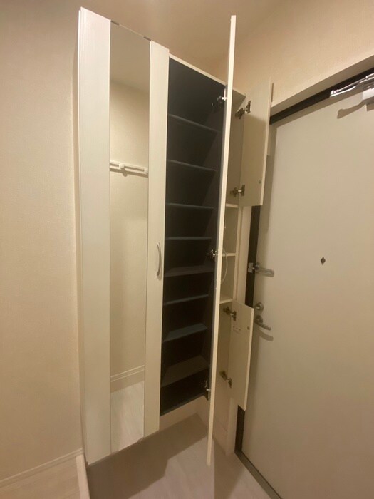 物件内観写真11　(靴箱)