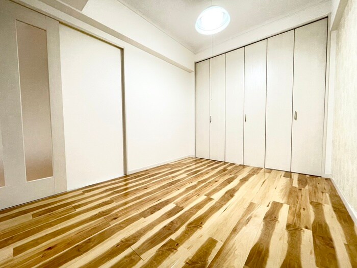 物件内観写真10　(居室)