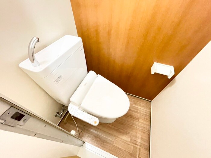 物件内観写真16　(トイレ)