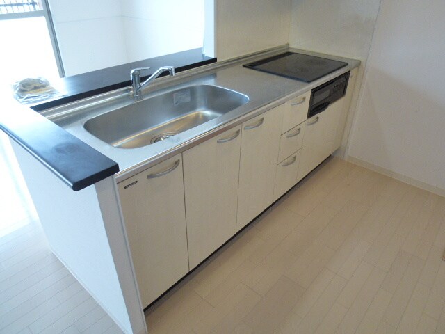 物件内観写真9　(キッチン)