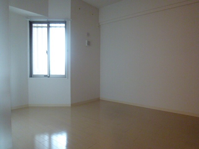 物件内観写真12　(居室)