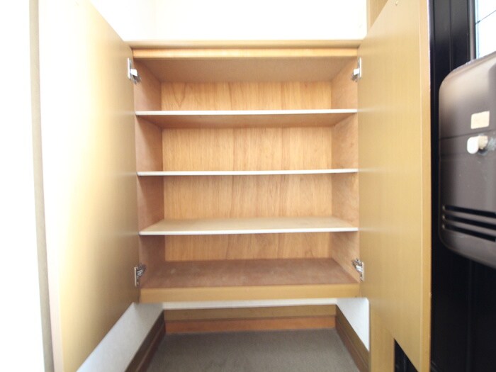 物件内観写真14　(靴箱)