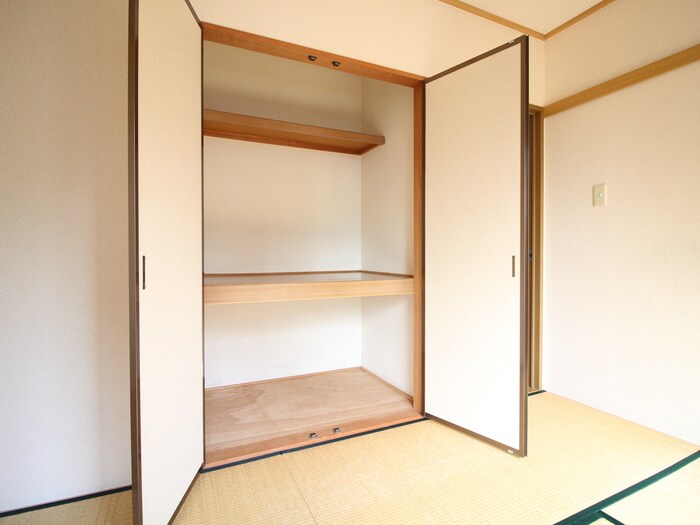 物件内観写真18　(収納)