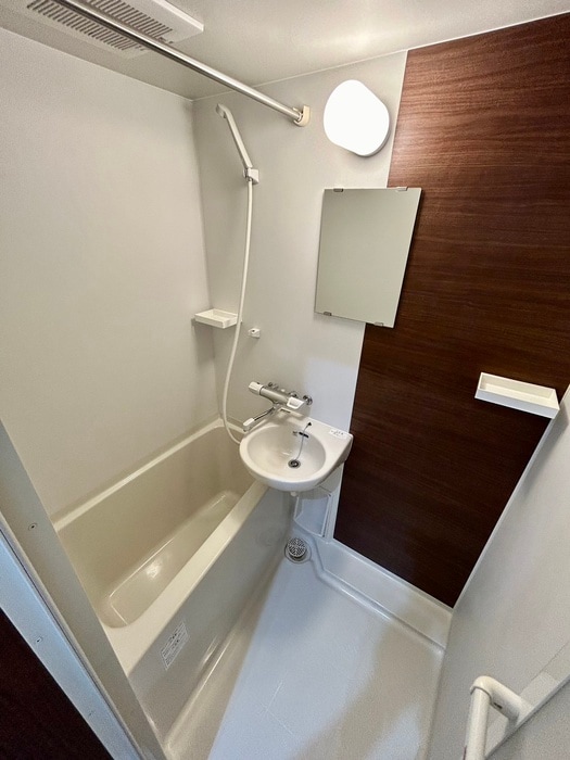 CREST沢之町のバス