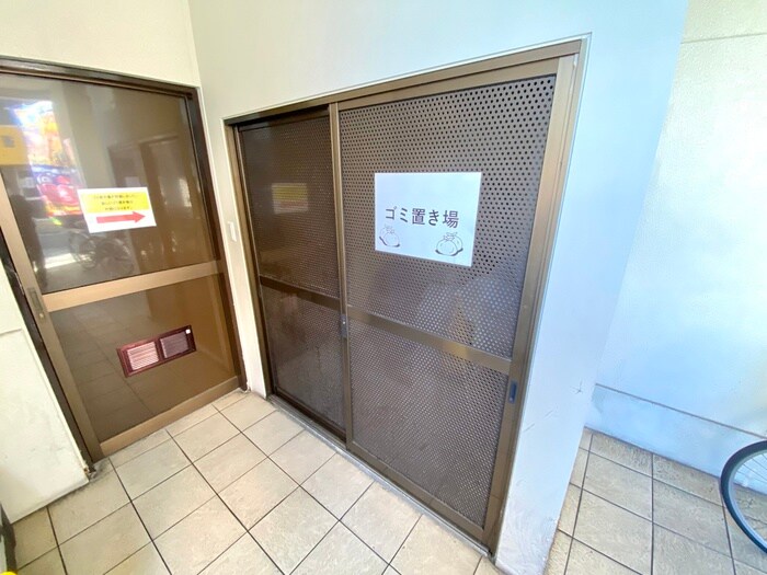 物件外観写真4　(建物設備)