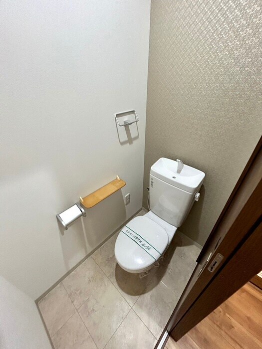 物件内観写真10　(トイレ)
