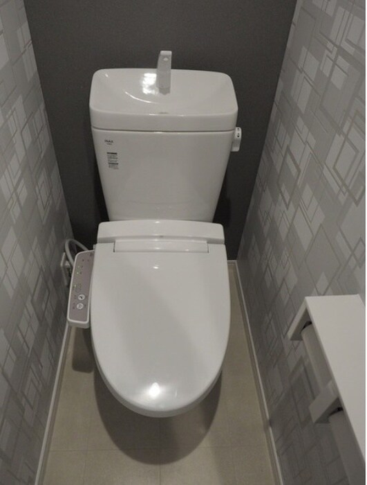 物件内観写真5　(トイレ)