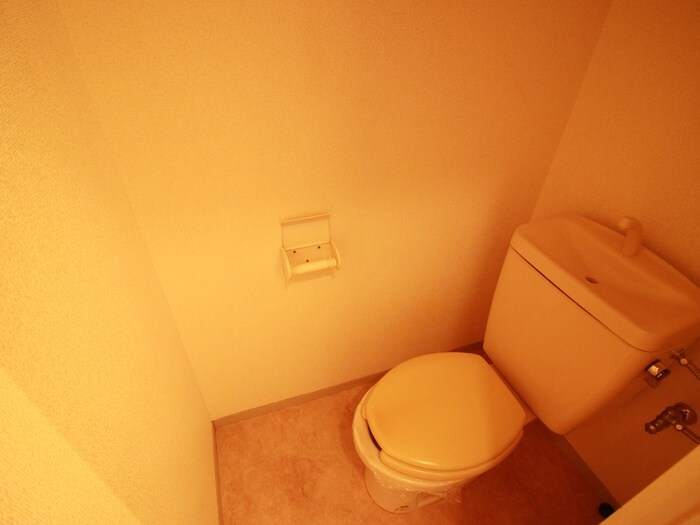 物件内観写真11　(トイレ)