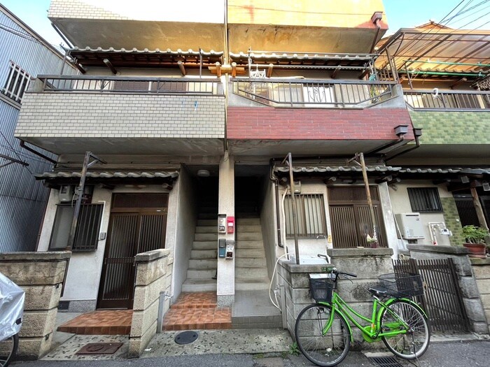 物件外観写真6　(外観写真)