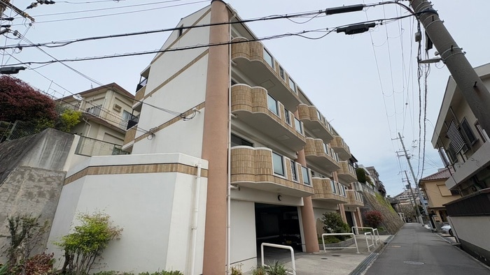 物件外観写真2　(外観写真)