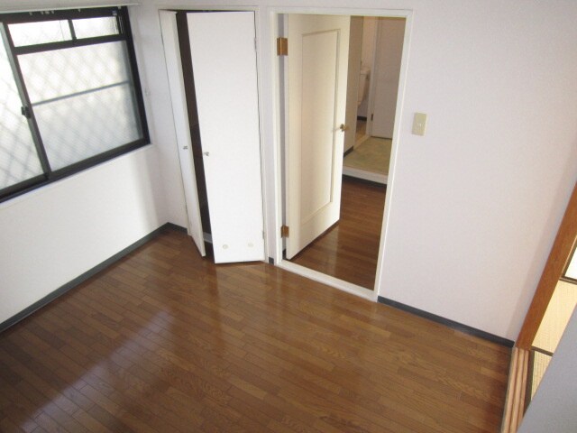 物件内観写真8　(居室)