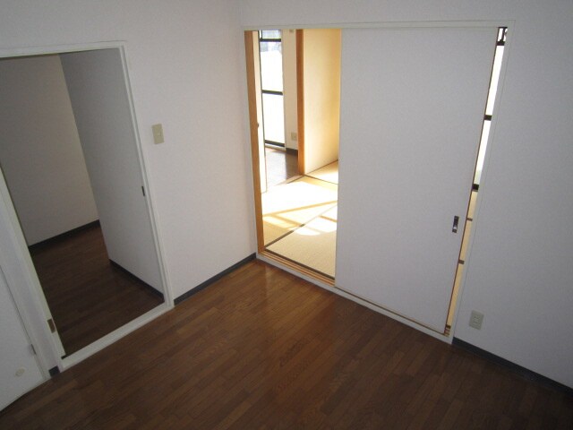 物件内観写真12　(居室)