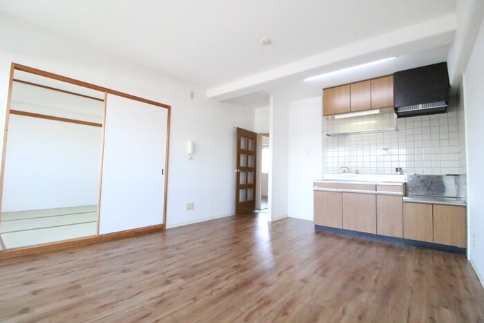 物件内観写真7　(居室)