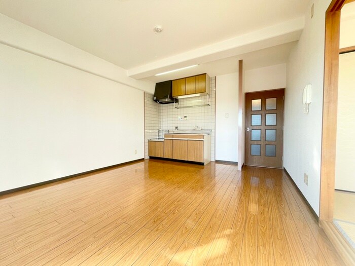 物件内観写真8　(居室)