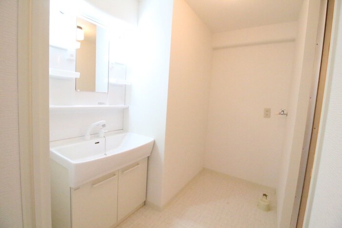 物件内観写真9　(洗面)