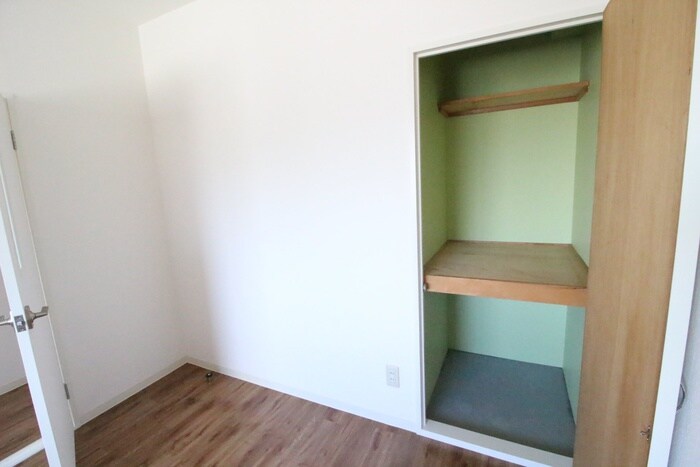 物件内観写真13　(収納)