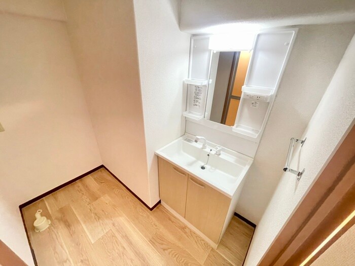 物件内観写真15　(洗面)