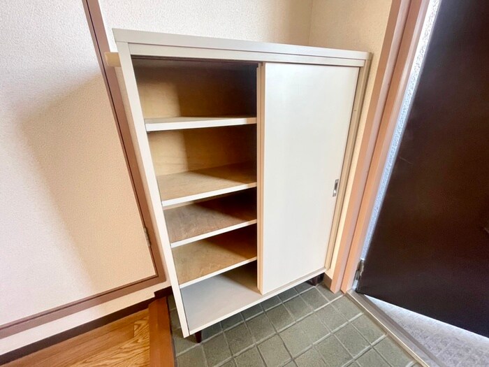 物件内観写真19　(靴箱)