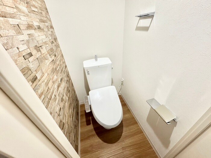 物件内観写真11　(トイレ)