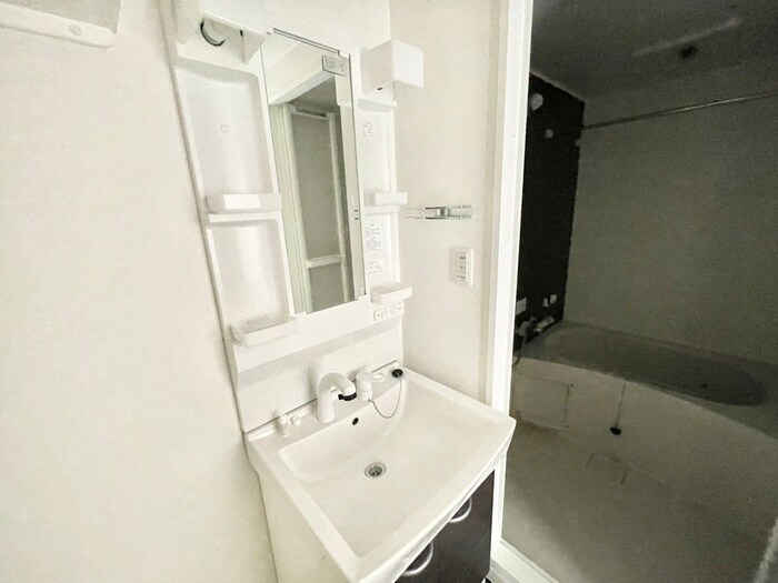 物件内観写真13　(洗面)