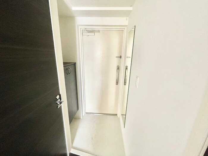 物件内観写真22　(玄関)