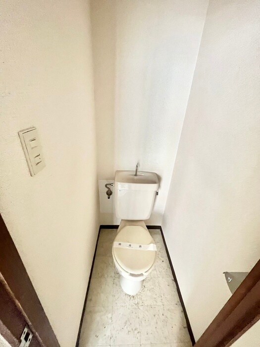 物件内観写真10　(トイレ)