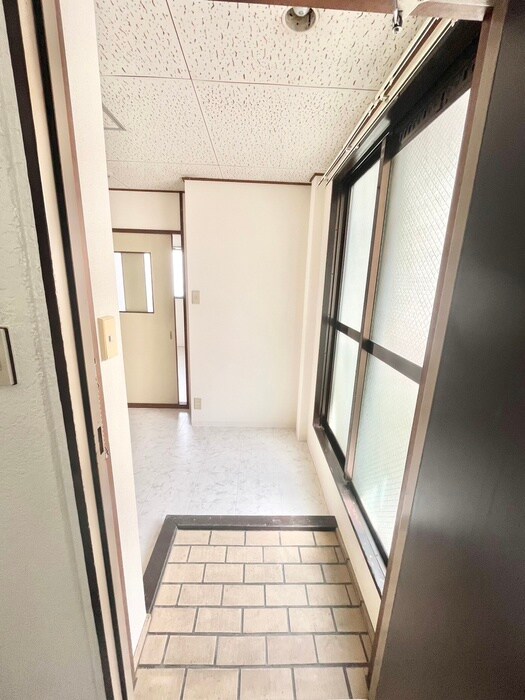 物件内観写真18　(廊下)