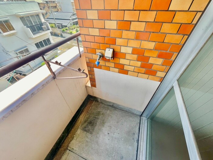 物件内観写真13　(洗濯機置場)