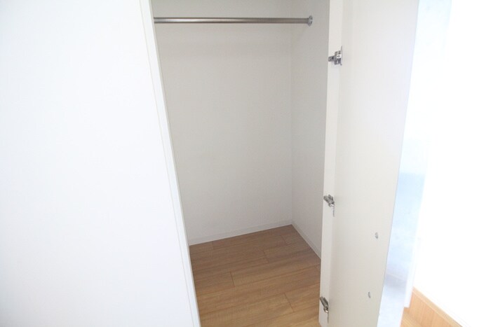 物件内観写真21　(収納)