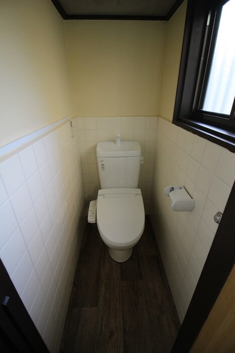 物件内観写真16　(トイレ)
