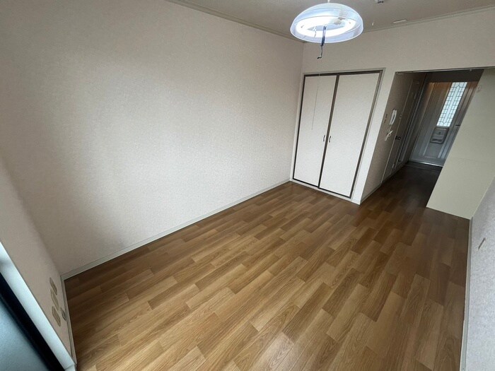 物件内観写真11　(居室)