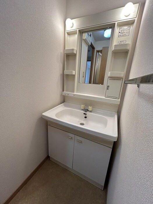 物件内観写真14　(洗面)