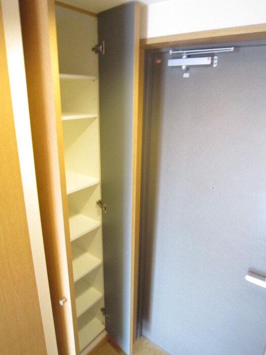 物件内観写真19　(靴箱)