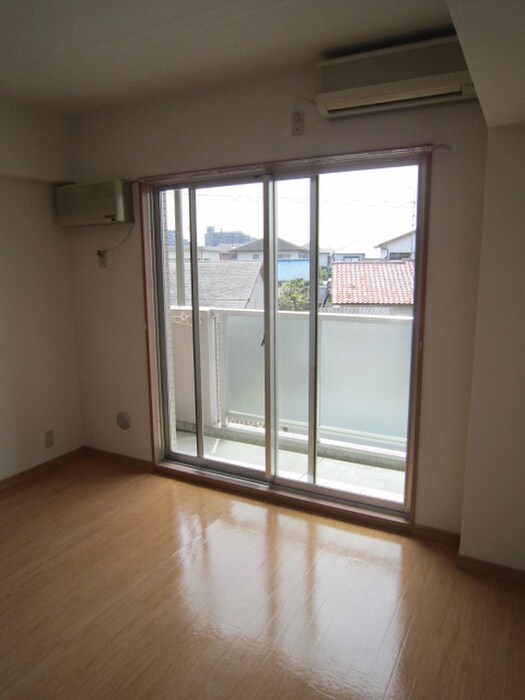 物件内観写真21　(居室)