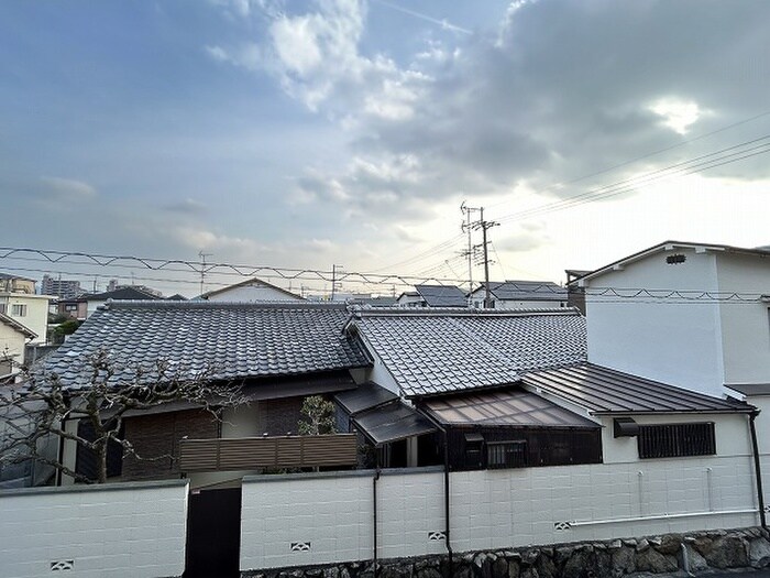 物件内観写真22　(室内からの展望)