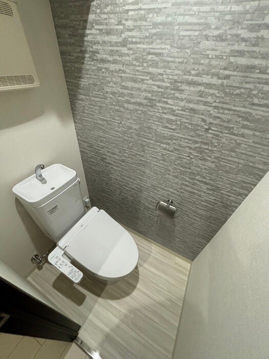 物件内観写真12　(トイレ)