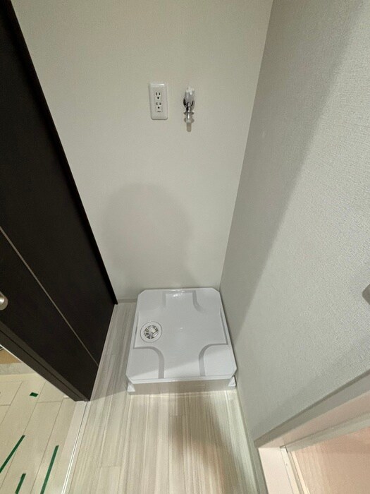 物件内観写真13　(洗濯機置場)