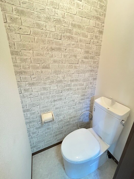 物件内観写真13　(トイレ)