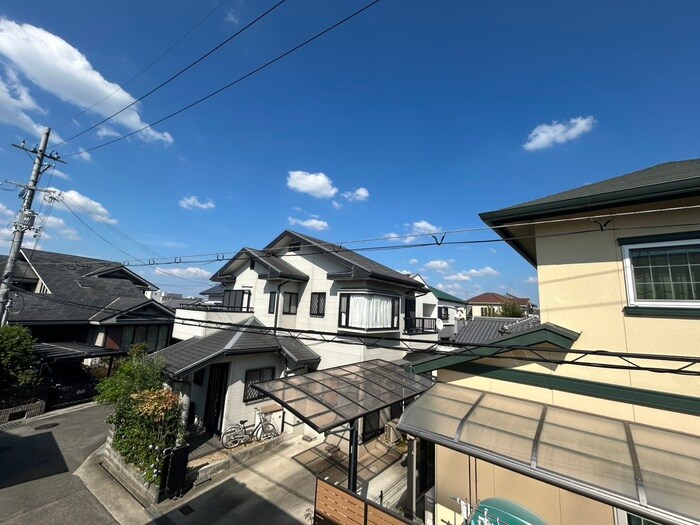 物件内観写真16　(室内からの展望)