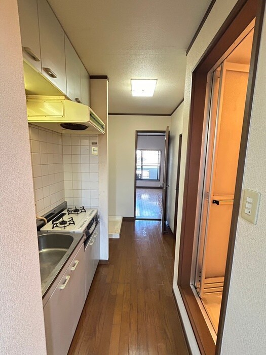 物件内観写真21　(廊下)