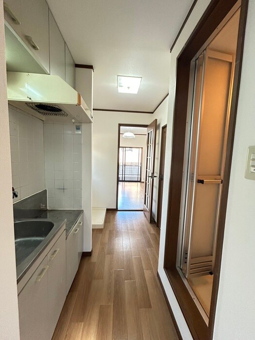 物件内観写真22　(廊下)