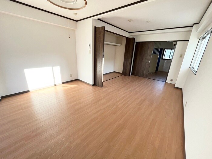 物件内観写真14　(居室)