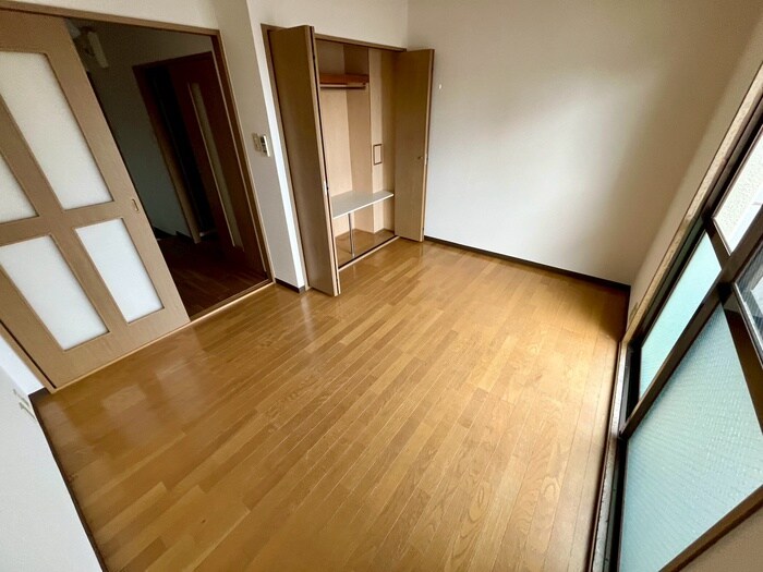 物件内観写真5　(居室)